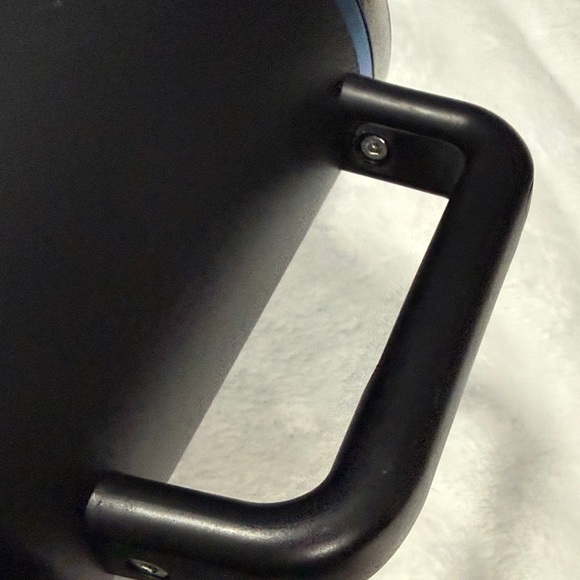 Stanley 40 oz quencher Travel Mug - Picture 8 of 8